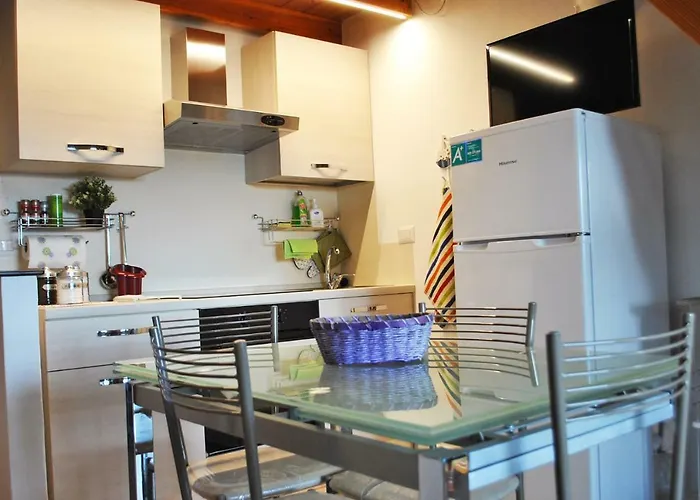 Tigullio Vacations: Lo Sul Mare Apartment Leivi